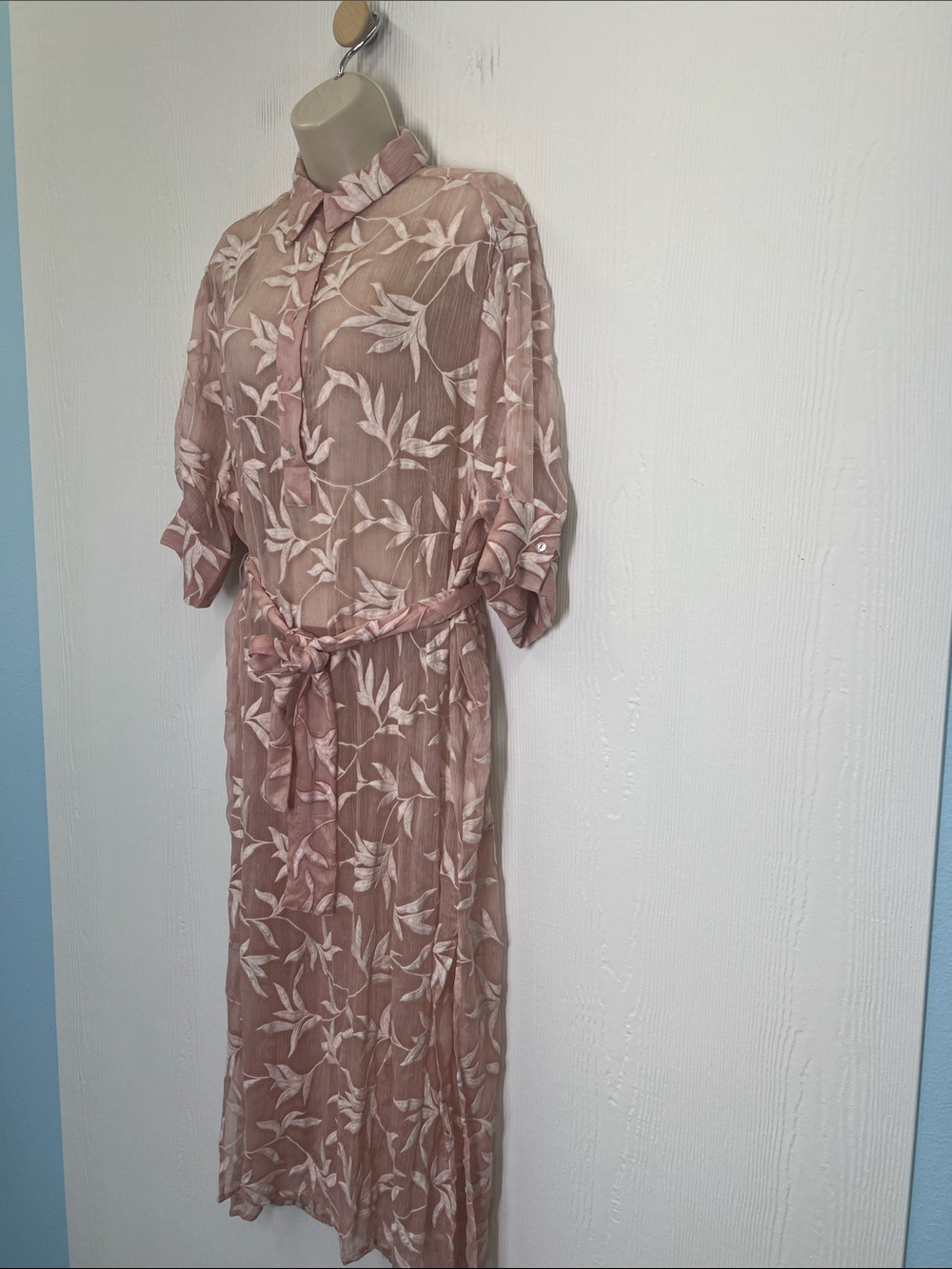 Zara - Floral Sheer Embroidered Light Pink Half Button Midi Dress Size Medium - Picture 7 of 10